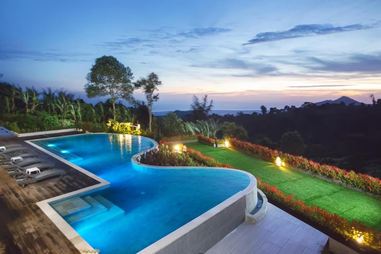 Giriwood Hotel & Villa Munduk Eksteriør billede