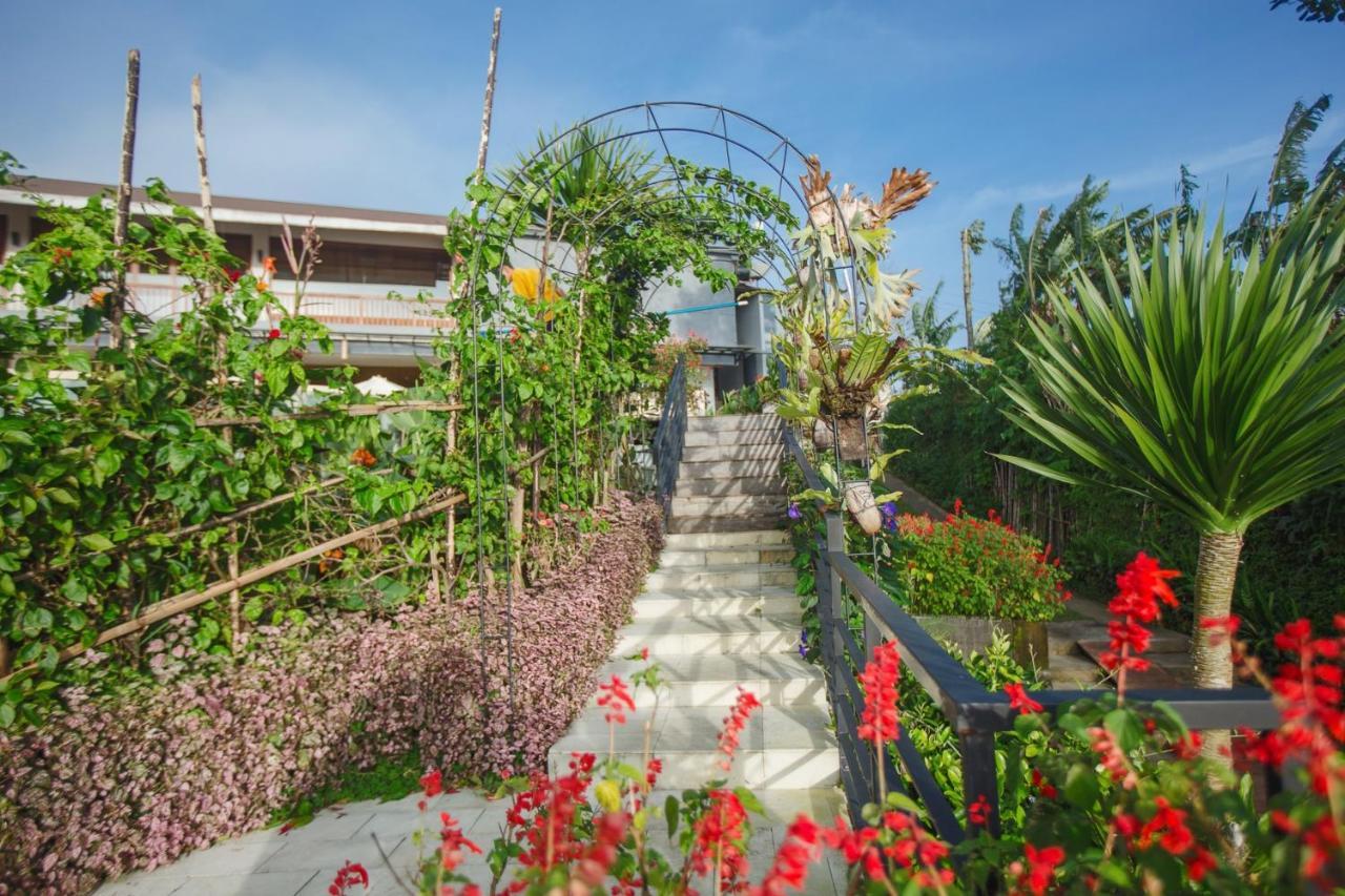 Giriwood Hotel & Villa Munduk Eksteriør billede